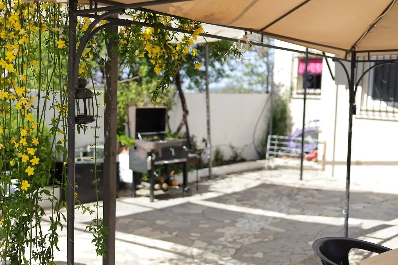 The Dream Retreat Experience Apartment Belicena 0*,
